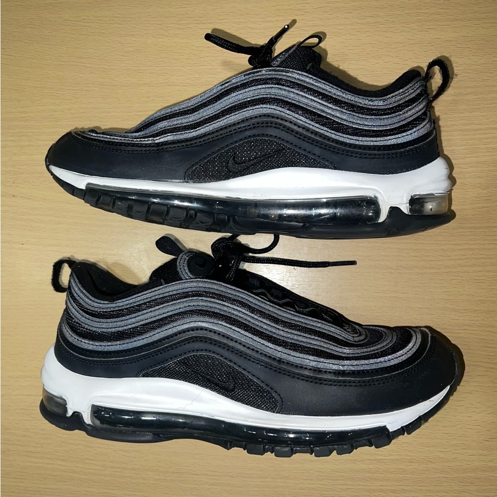 Nike Air Max 97 size 9.5